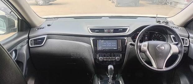 Nissan X-Trail 2016 White