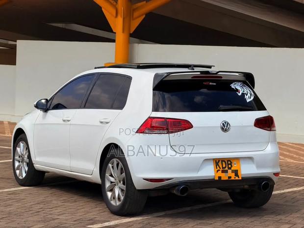 Volkswagen Golf 2013 White