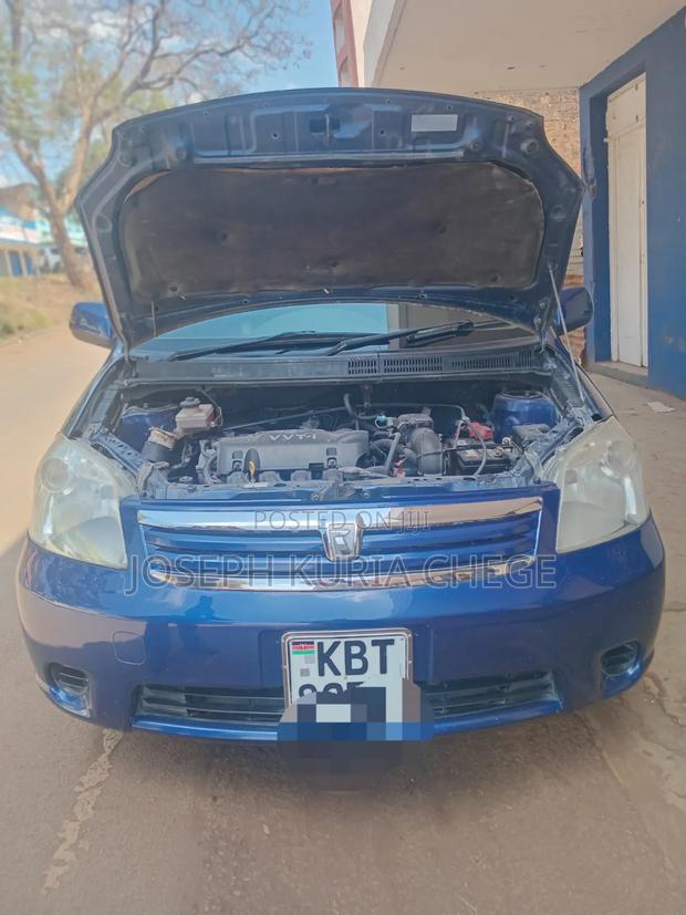 Toyota Raum 2007 Blue