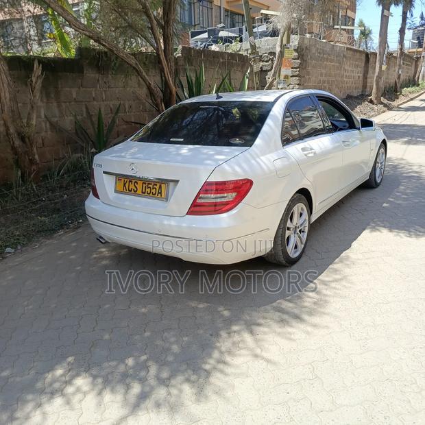 Mercedes-Benz C200 2012 White
