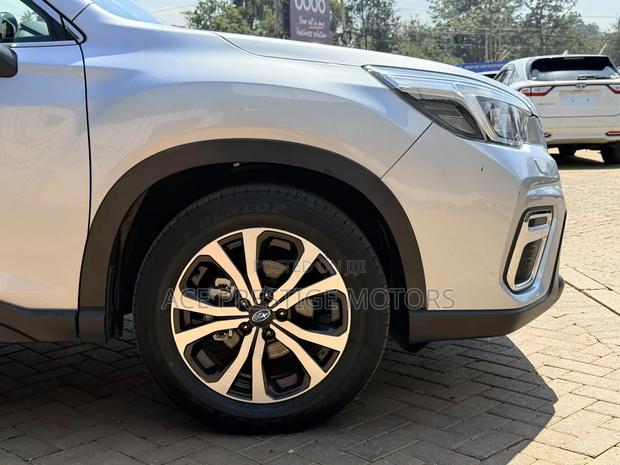 Subaru Forester 2018 Silver