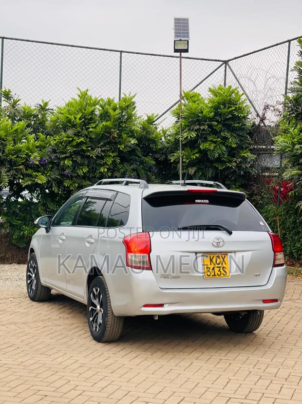 Toyota Corolla Fielder 2012 Silver