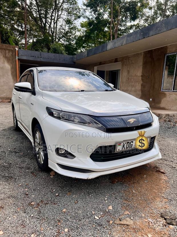 Toyota Harrier 2.5 Hybrid 4WD 2015 Pearl