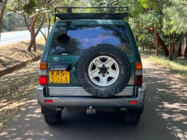 Toyota Land Cruiser Prado 1998 Green