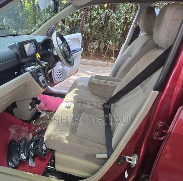 Toyota Passo 2016 Burgundy
