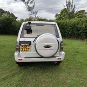 Toyota Land Cruiser Prado 2001 White for sale