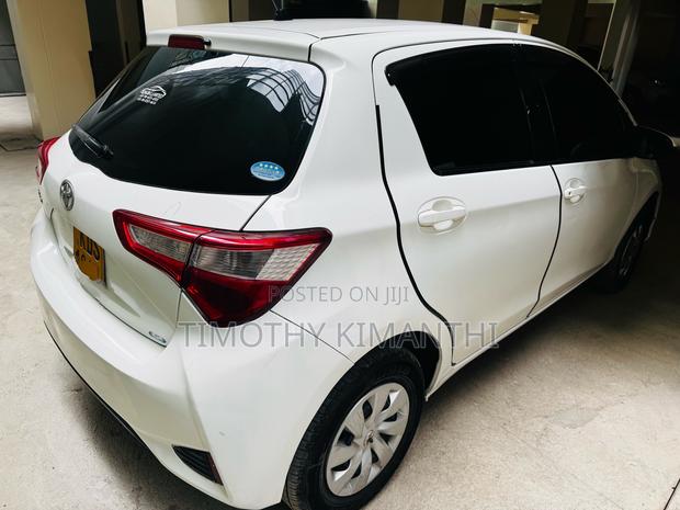 Toyota Vitz 1.3 AWD 5dr 2017 White
