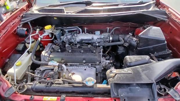 Nissan X-Trail 2004 Red