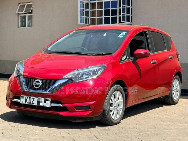 Nissan Note 2019 Red