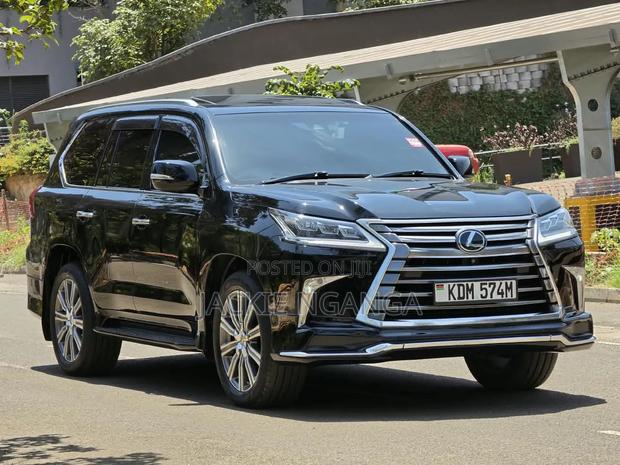 Lexus LX 2016 Black