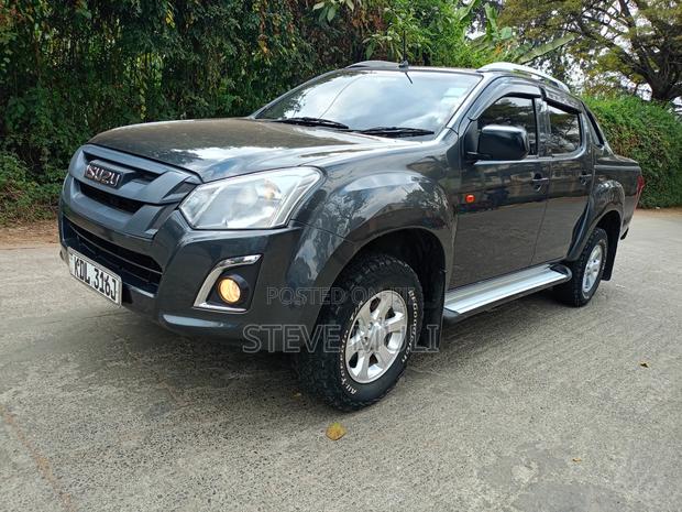 Isuzu D-MAX 2022 Brown