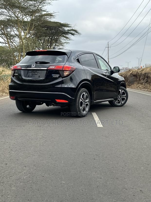 Honda Vezel 1.5 Hybrid 4WD 2019 Black