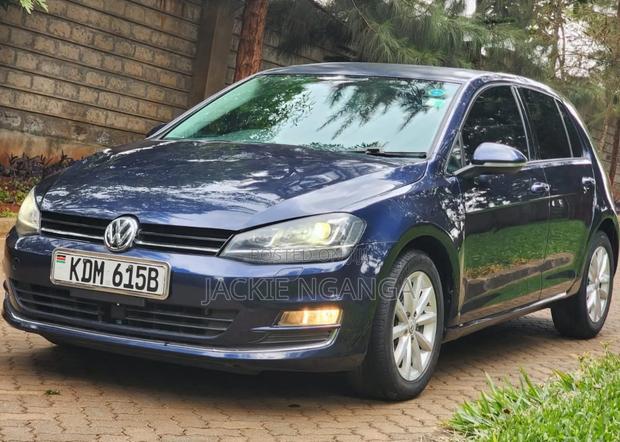 Volkswagen Golf 2016 Blue