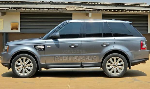 Land Rover Range Rover Sport 2012 Gray