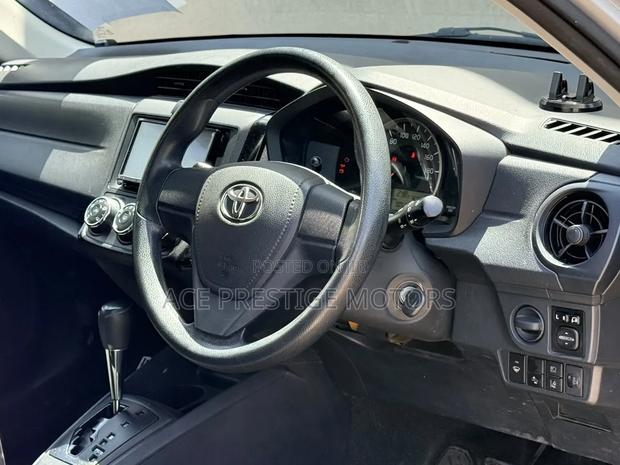 Toyota Axio 2019 Silver