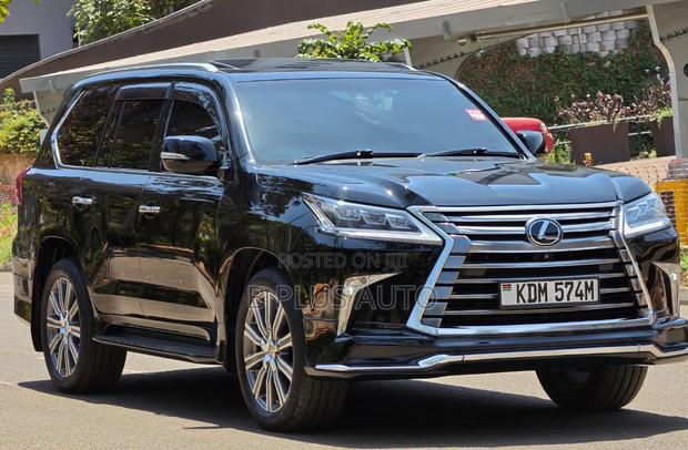 Lexus LX 2016 Black