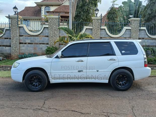 Subaru Forester 2005 White