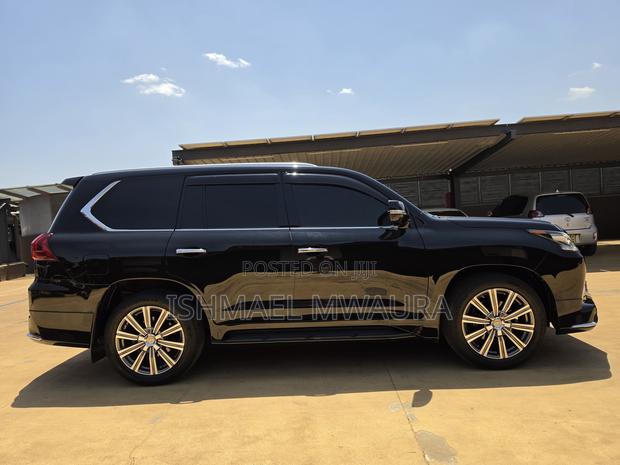 Lexus LX 570 AWD 2016 Black