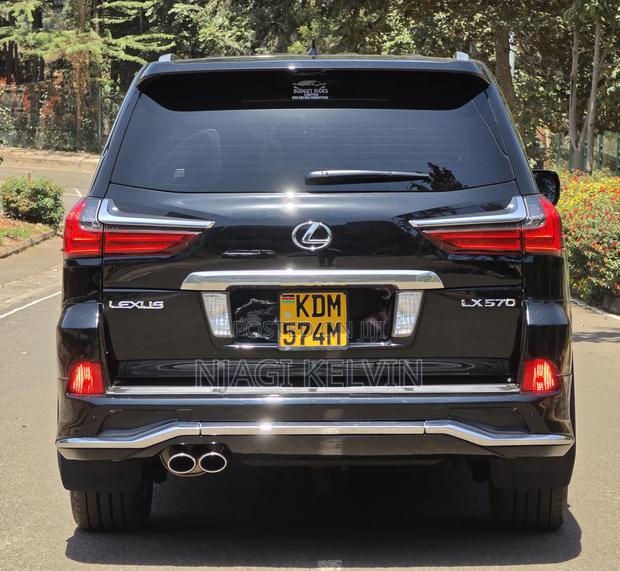 Lexus LX 570 AWD 2016 Black