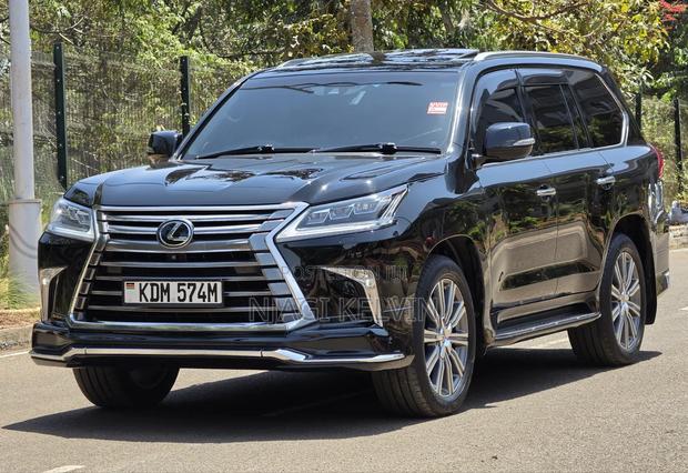Lexus LX 570 AWD 2016 Black