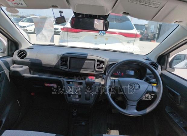 Toyota Pixis 2019 White