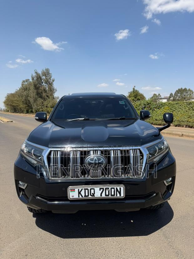 Toyota Land Cruiser Prado 2018 Black