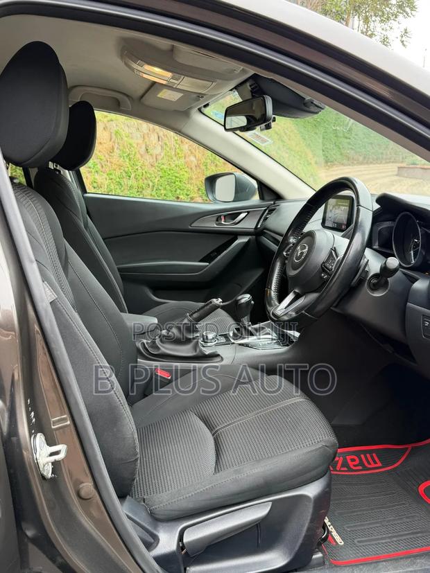 Mazda Axela 2018 Gray