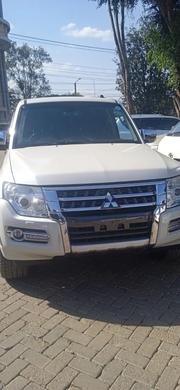 Mitsubishi Pajero 2019 White for sale