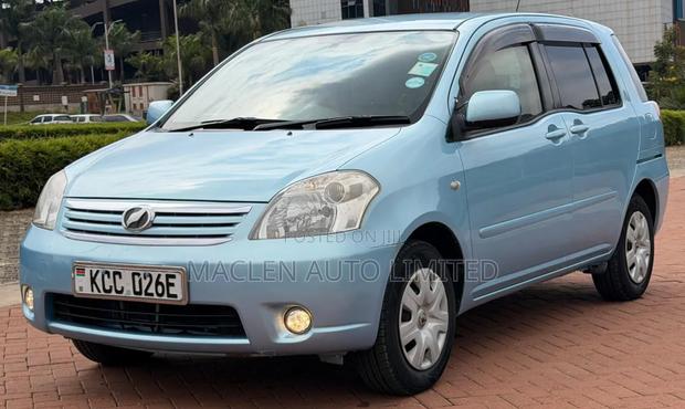Toyota Raum 2008 Blue