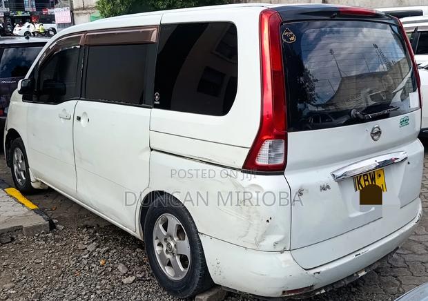 Nissan Serena 2007 White