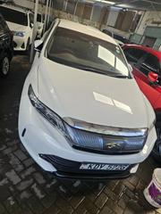 Toyota Harrier 2018 White for sale