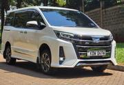 Toyota Noah 2018 White for sale