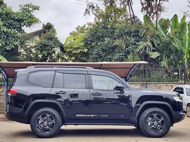 Toyota Land Cruiser 3.3 Diesel 4WD 2021 Black