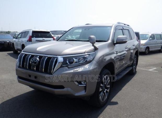 Toyota Land Cruiser Prado 2022 Brown