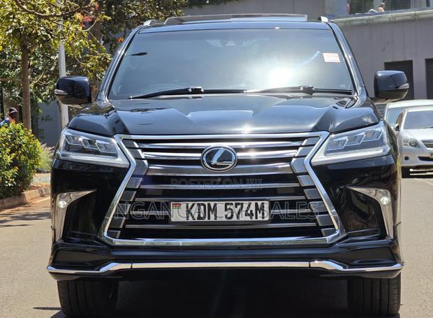 Lexus LX 2016 Black