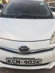 Toyota Ractis 2010 White for sale