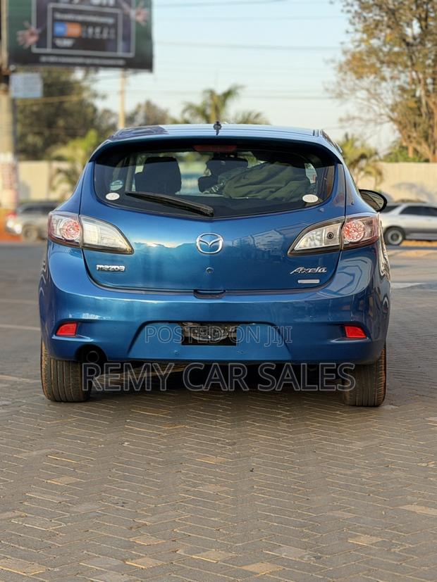 Mazda Axela 2012 Blue