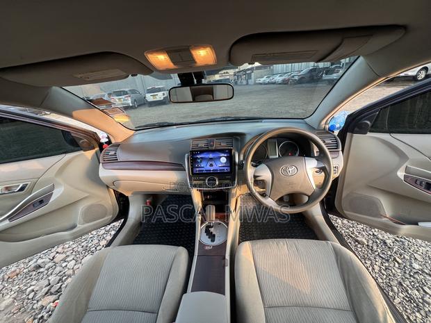 Toyota Premio 1.5 FWD 2010 Maroon