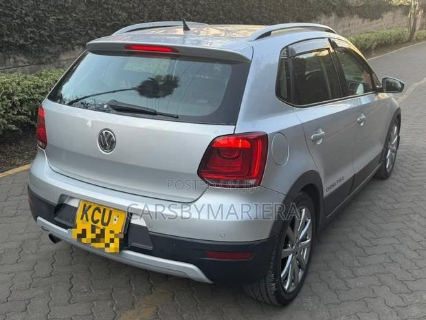 Volkswagen Polo 1.2 TSI 2012 Silver