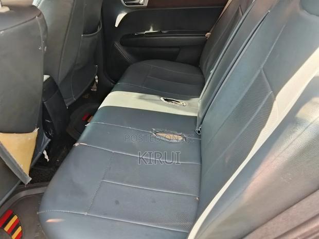 Toyota Voxy 2010 Silver
