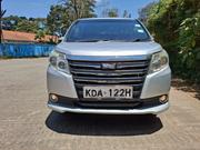 Toyota Noah 2014 Silver for sale