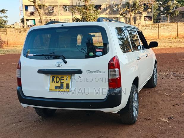 Toyota Probox 2015 Off white