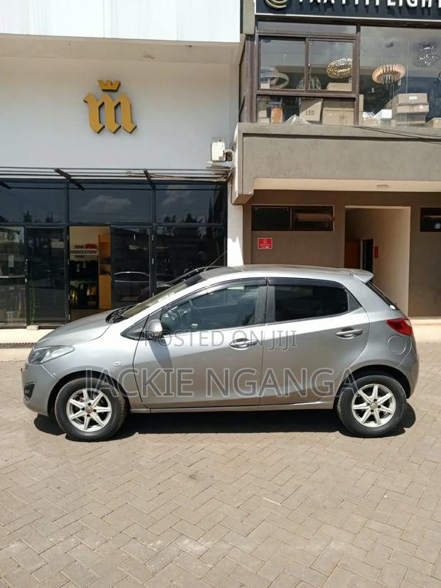 Mazda Demio 2012 Silver