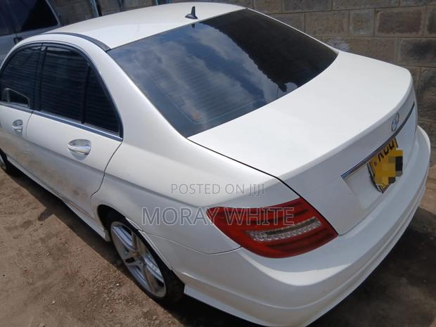 Mercedes-Benz C200 2012 White