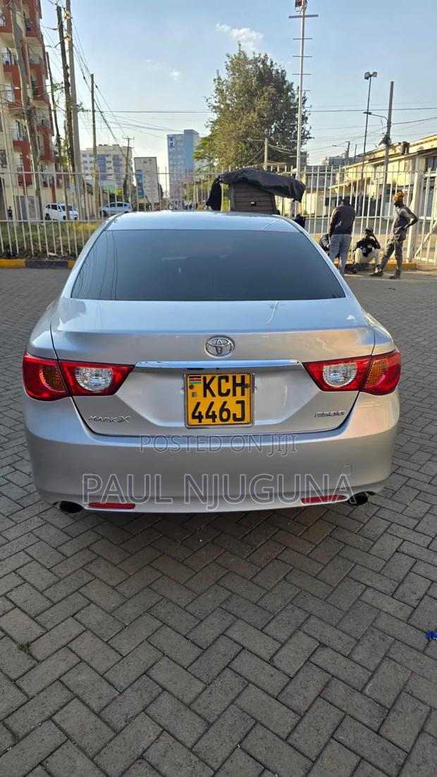 Toyota Mark X 2009 Silver