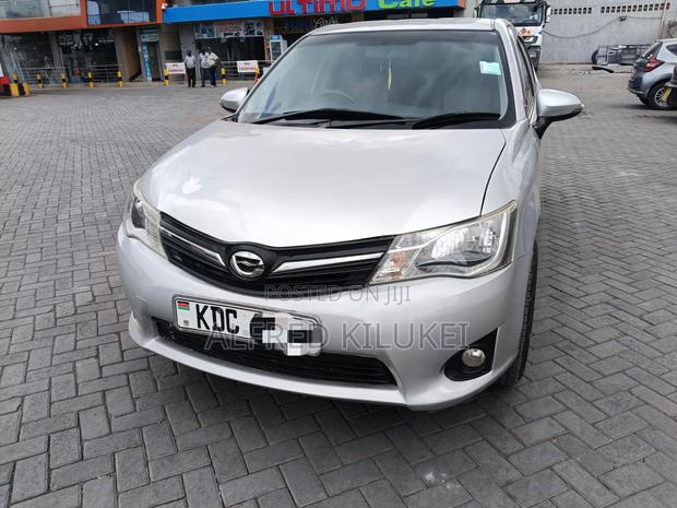 Toyota Axio 2014 Silver