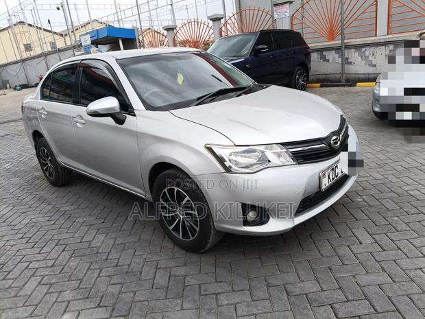 Toyota Axio 2014 Silver
