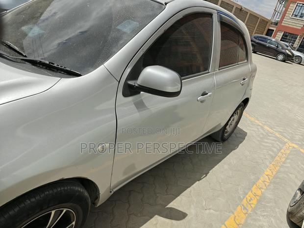 Nissan March 1.2 FWD 2012 Silver