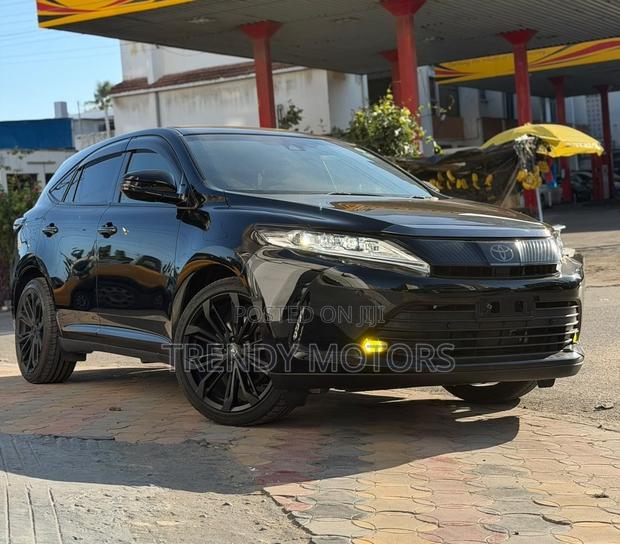 Toyota Harrier 2019 Black