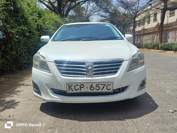 Toyota Premio 2011 White